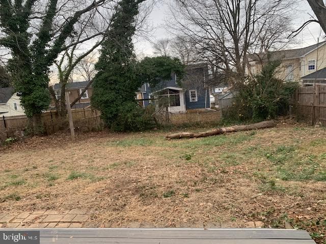 5016 55th Avenue photo 3