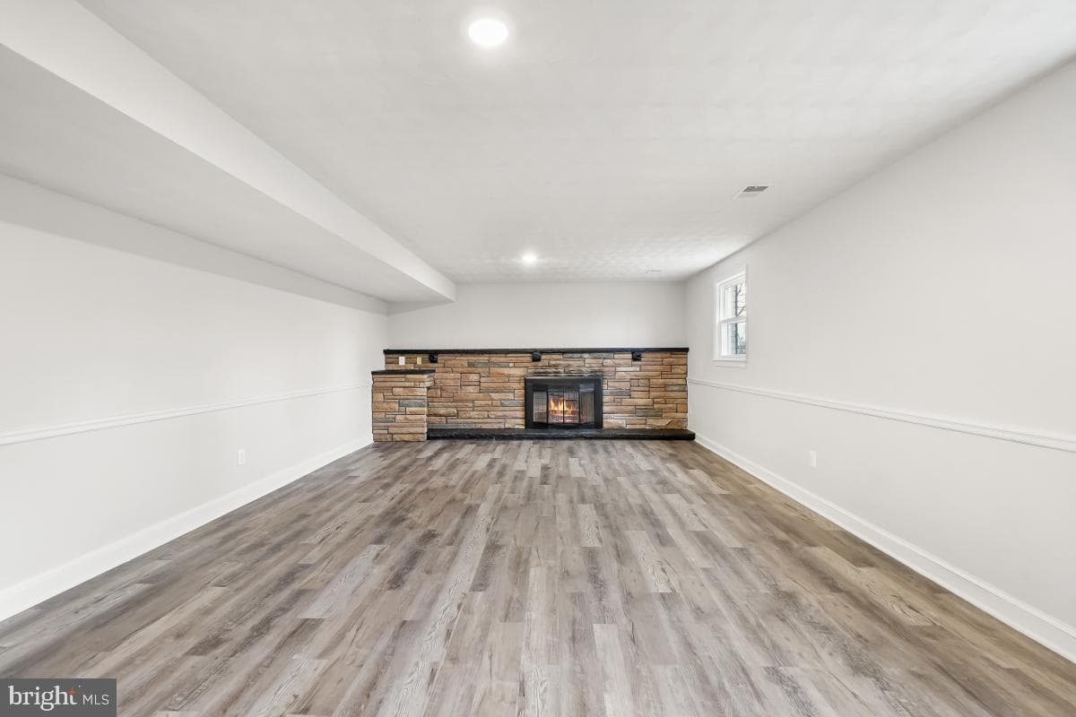 2106 Oakwood Street photo 19