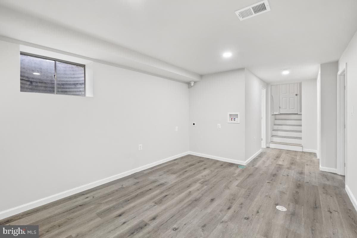 2106 Oakwood Street photo 24