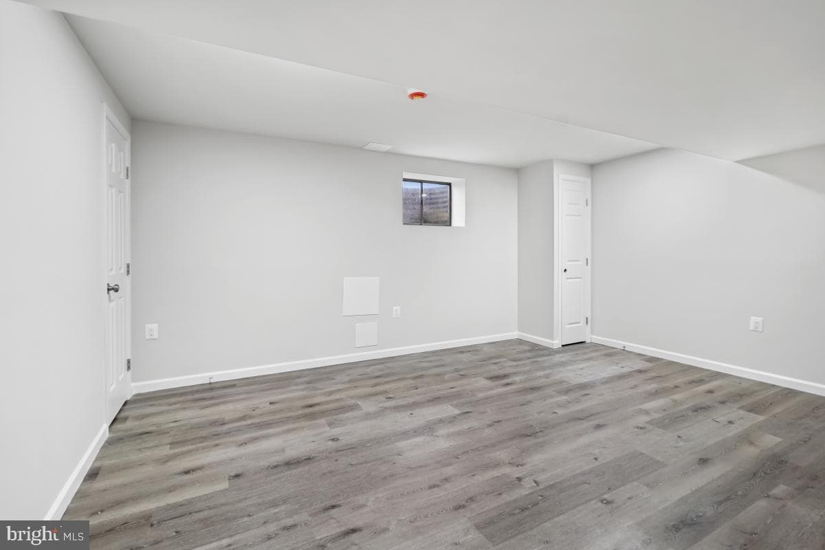 2106 Oakwood Street photo 25