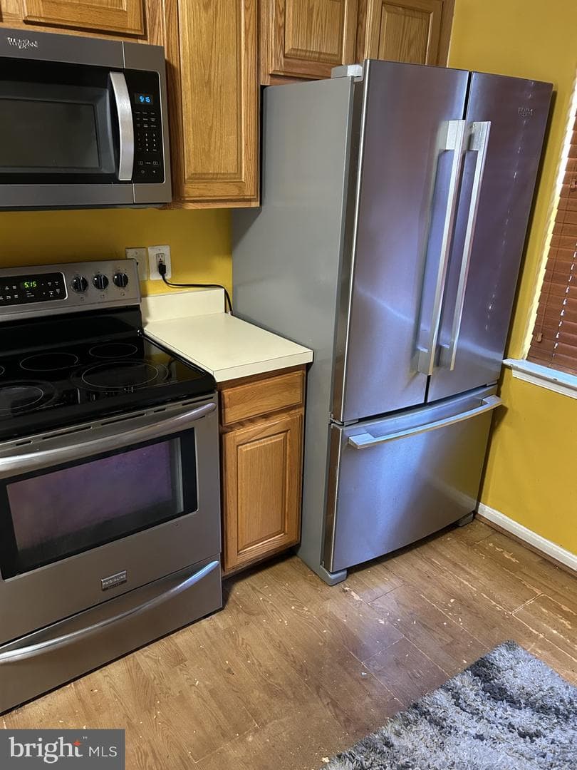 4912 Wall Flower Way photo 2