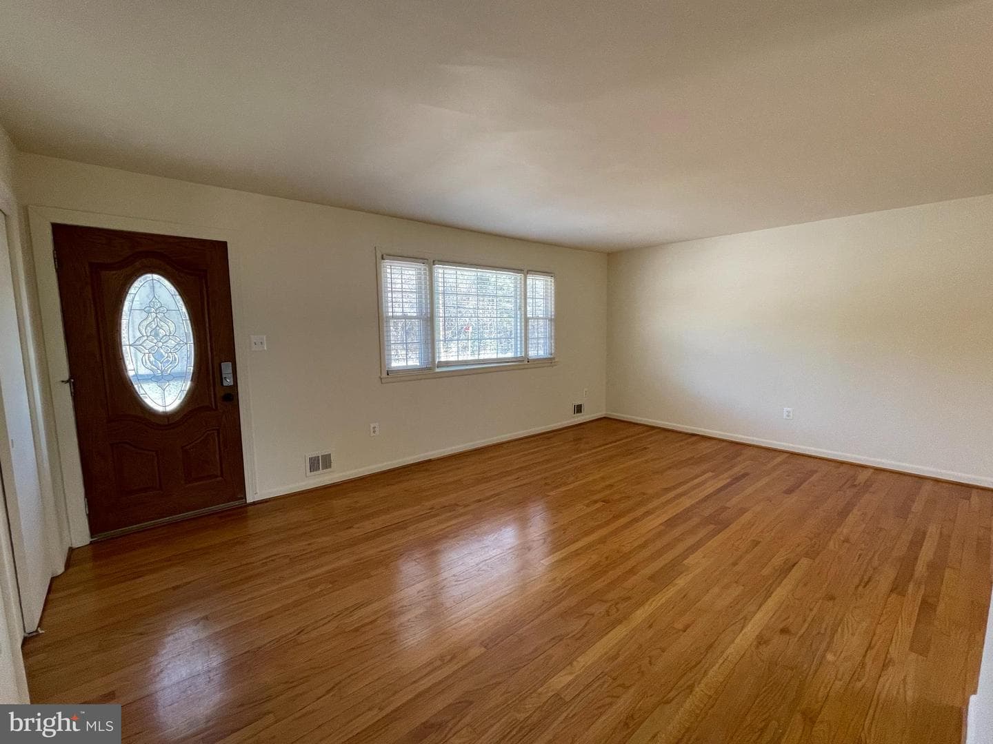 7702 Edmonston Road photo 2