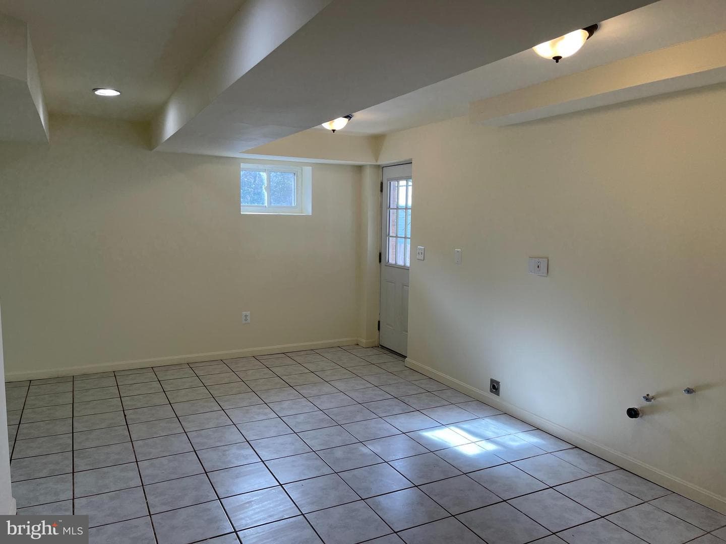 7702 Edmonston Road photo 24