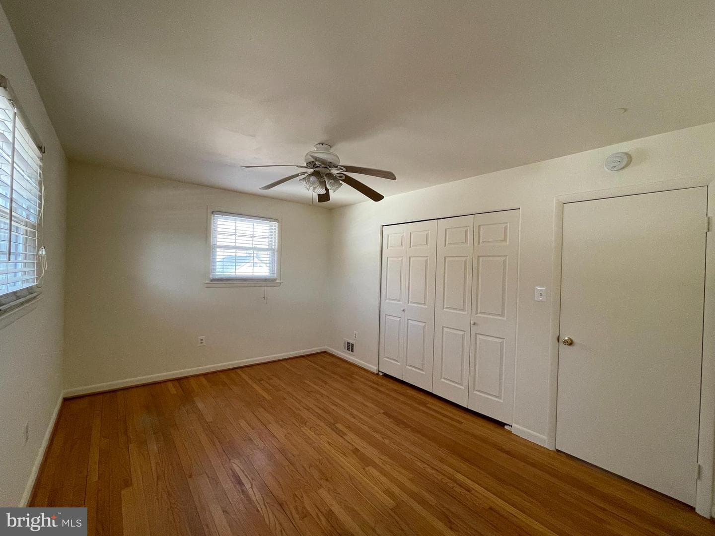 7702 Edmonston Road photo 9