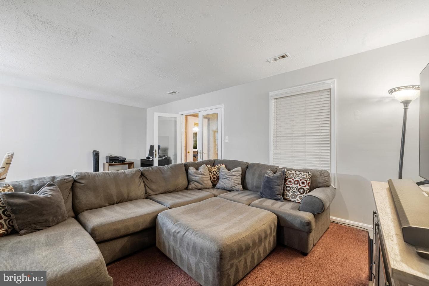 8908 Simeon Court photo 11