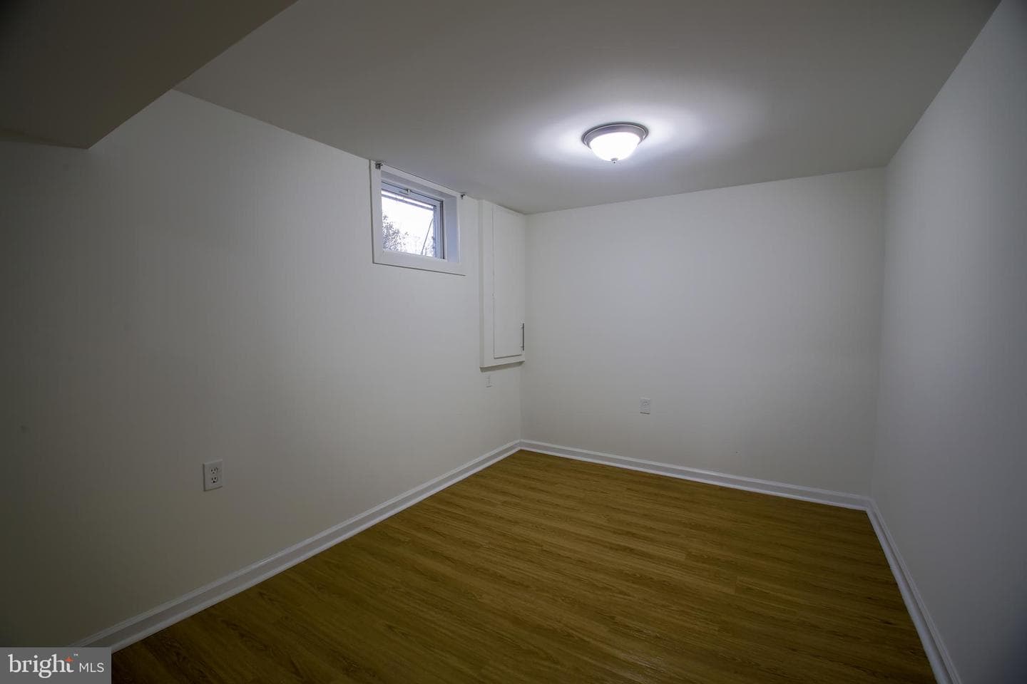 908 Peconic Place photo 13