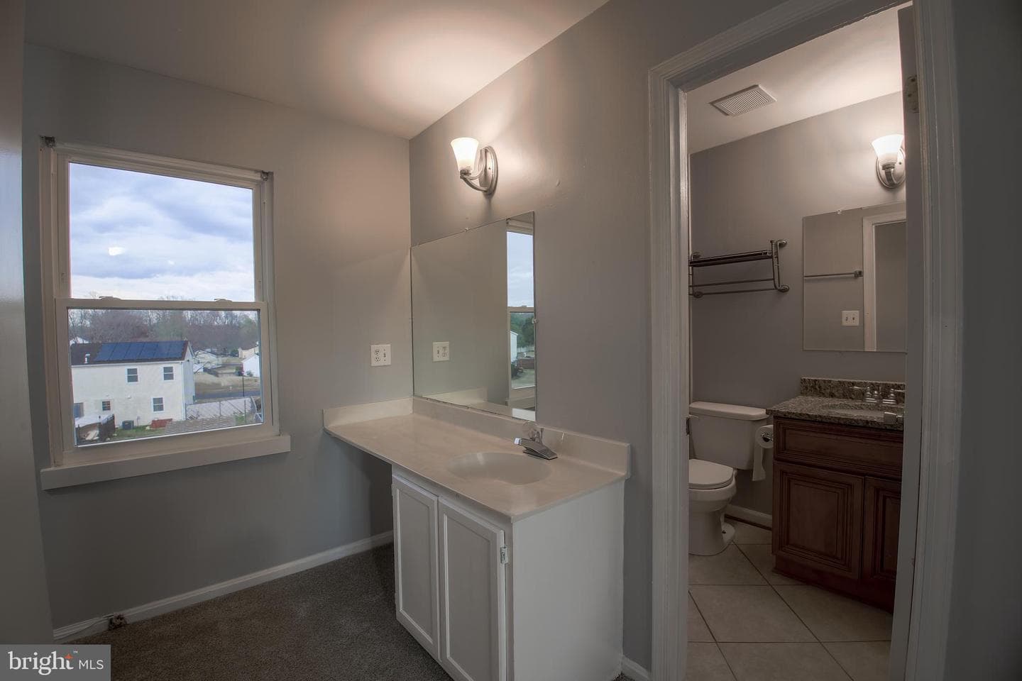 908 Peconic Place photo 25