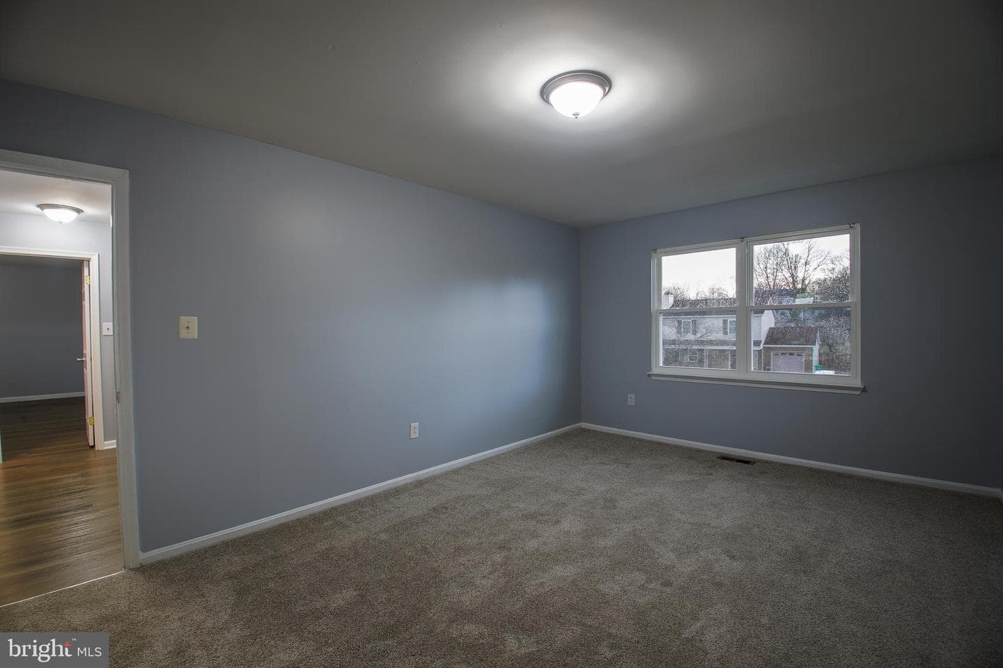 908 Peconic Place photo 27