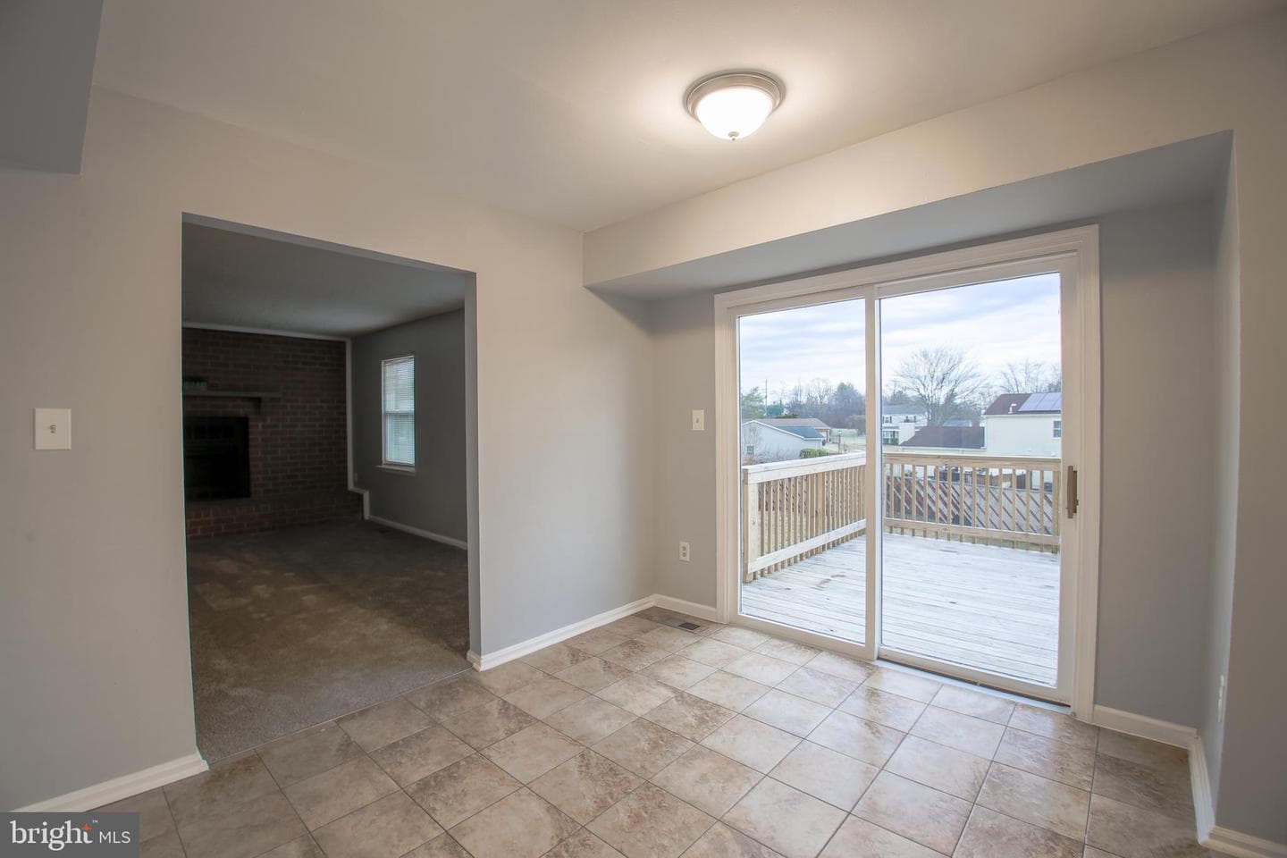 908 Peconic Place photo 33