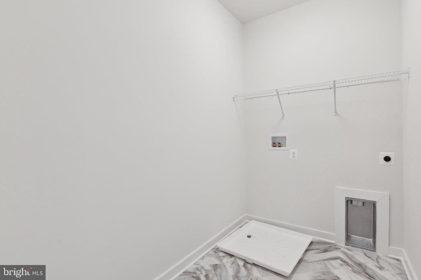17214 Melford Blvd photo 15