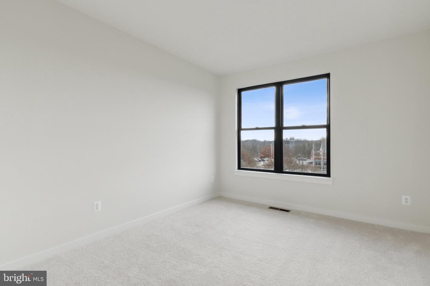 17214 Melford Blvd photo 19