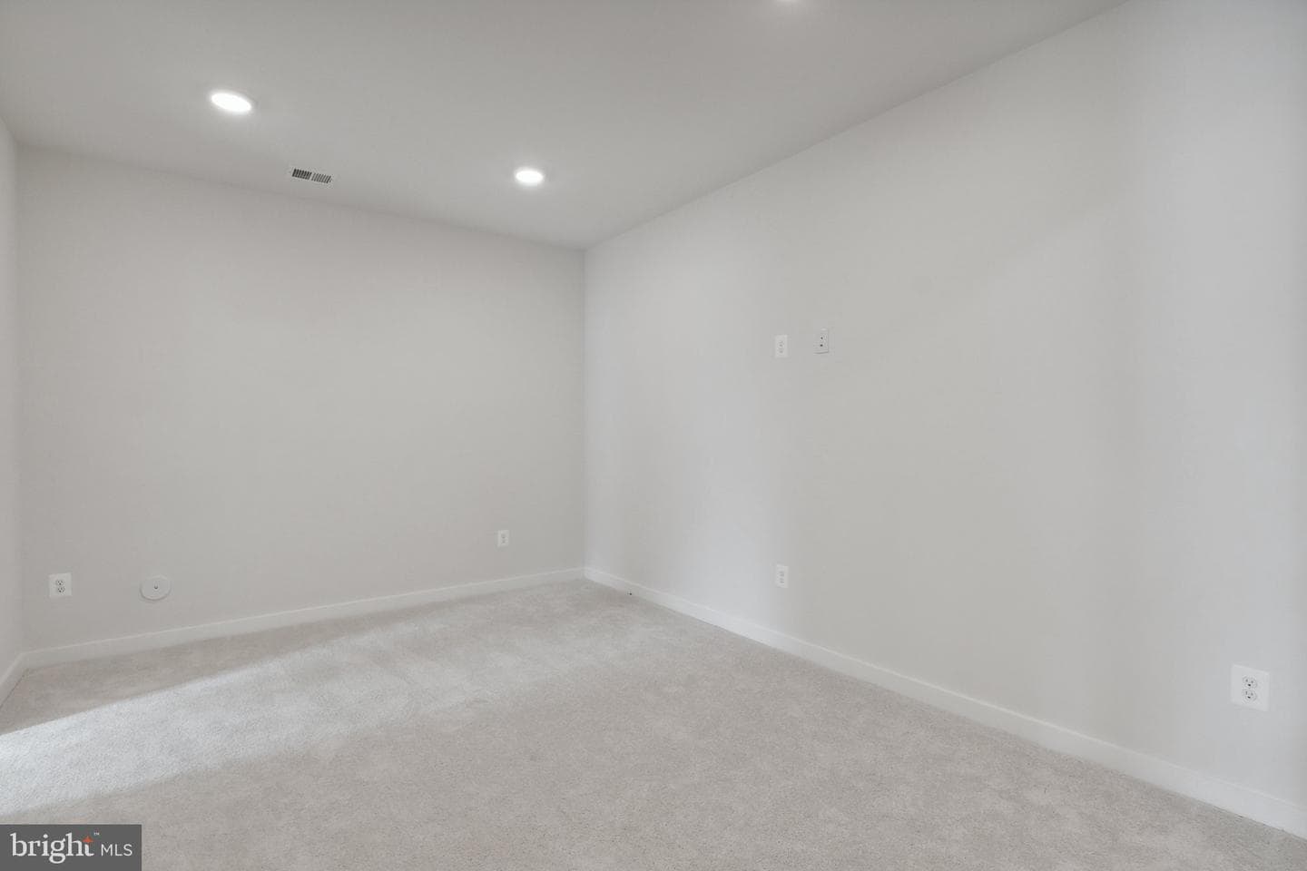 17214 Melford Blvd photo 22