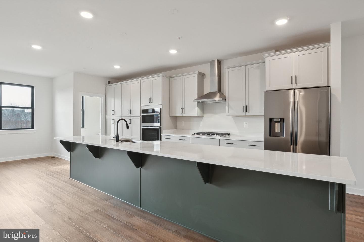 17214 Melford Blvd photo 4