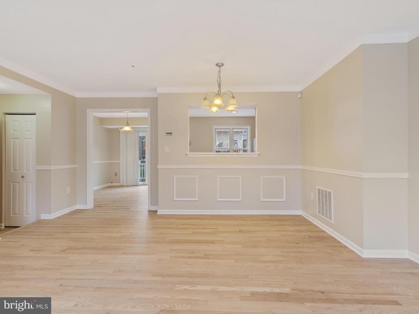 2207 Forest Glade Lane photo 6