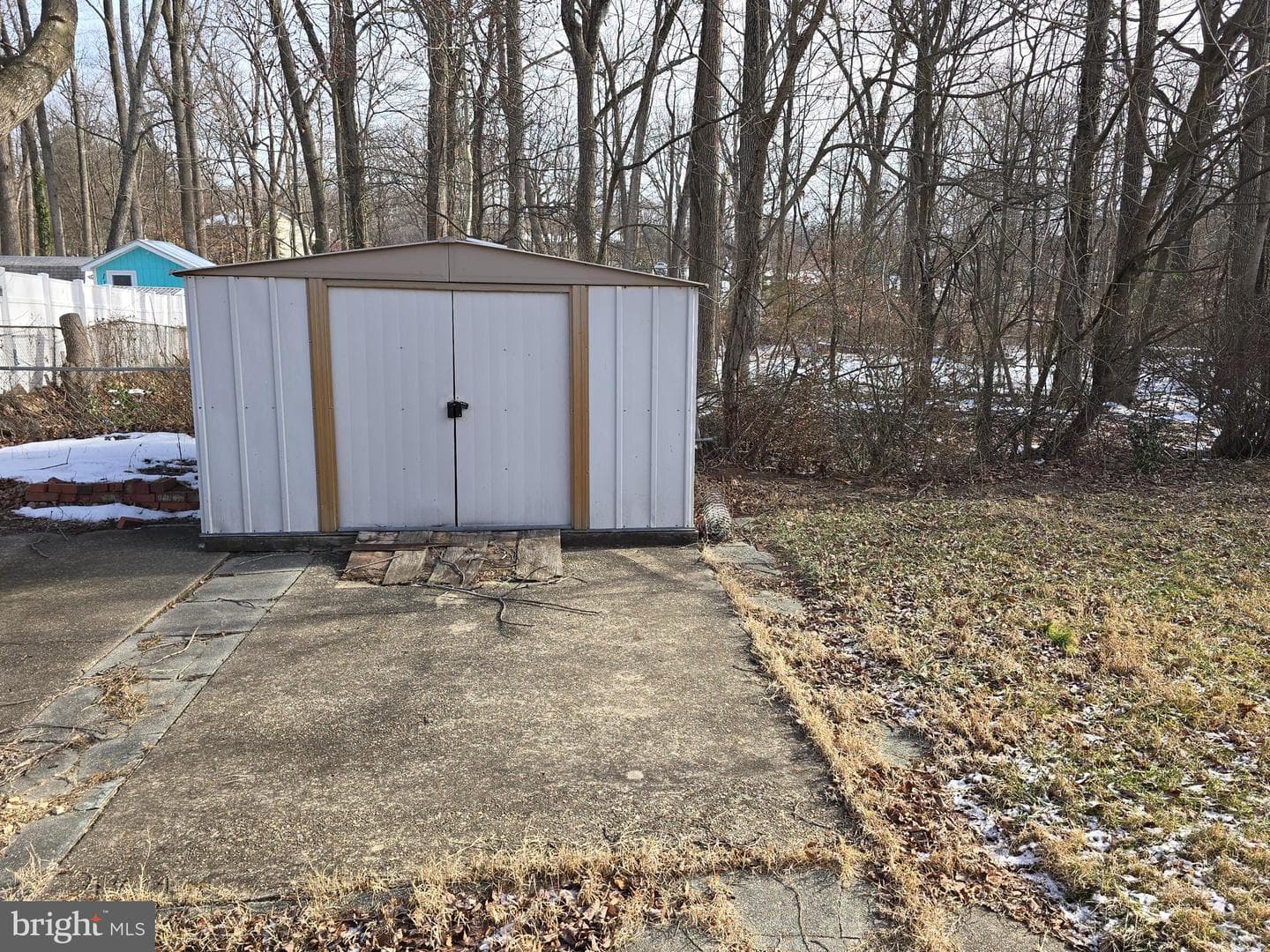 7402 Dryden Place photo 3
