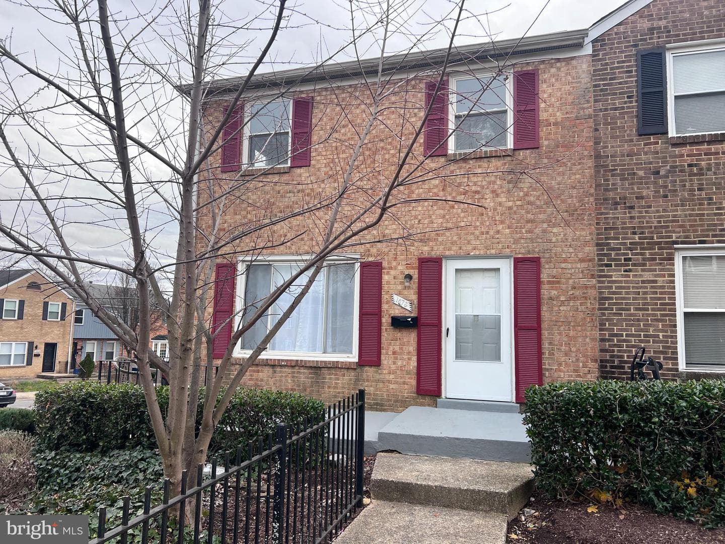 1873 Addison Road S photo 16