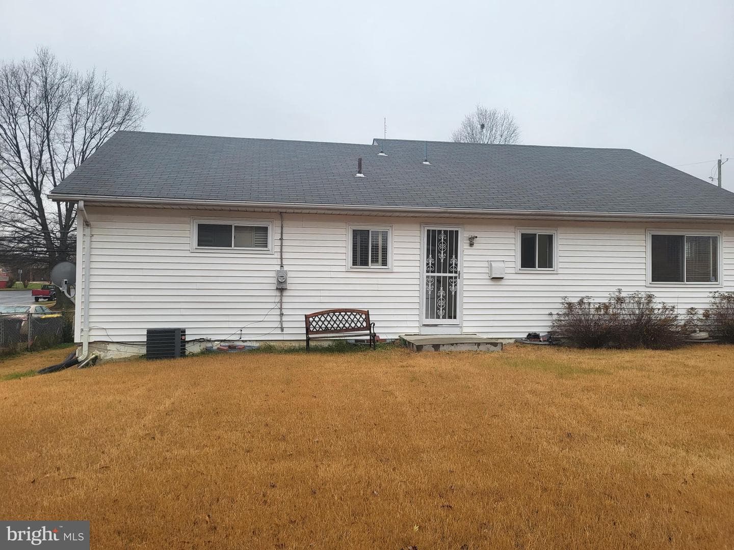 2016 Weber Drive photo 10