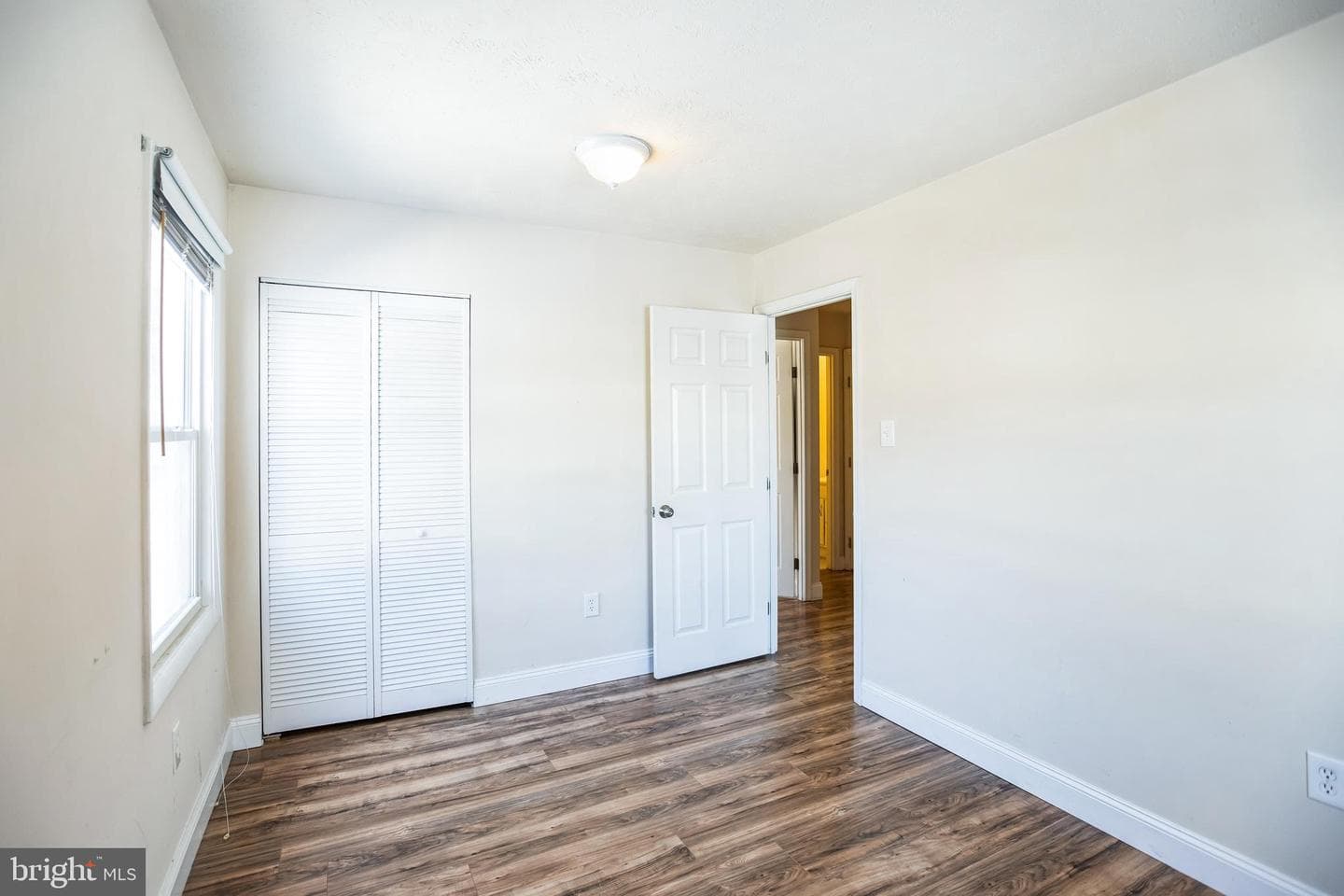 10308 Queen Elizabeth Drive photo 10