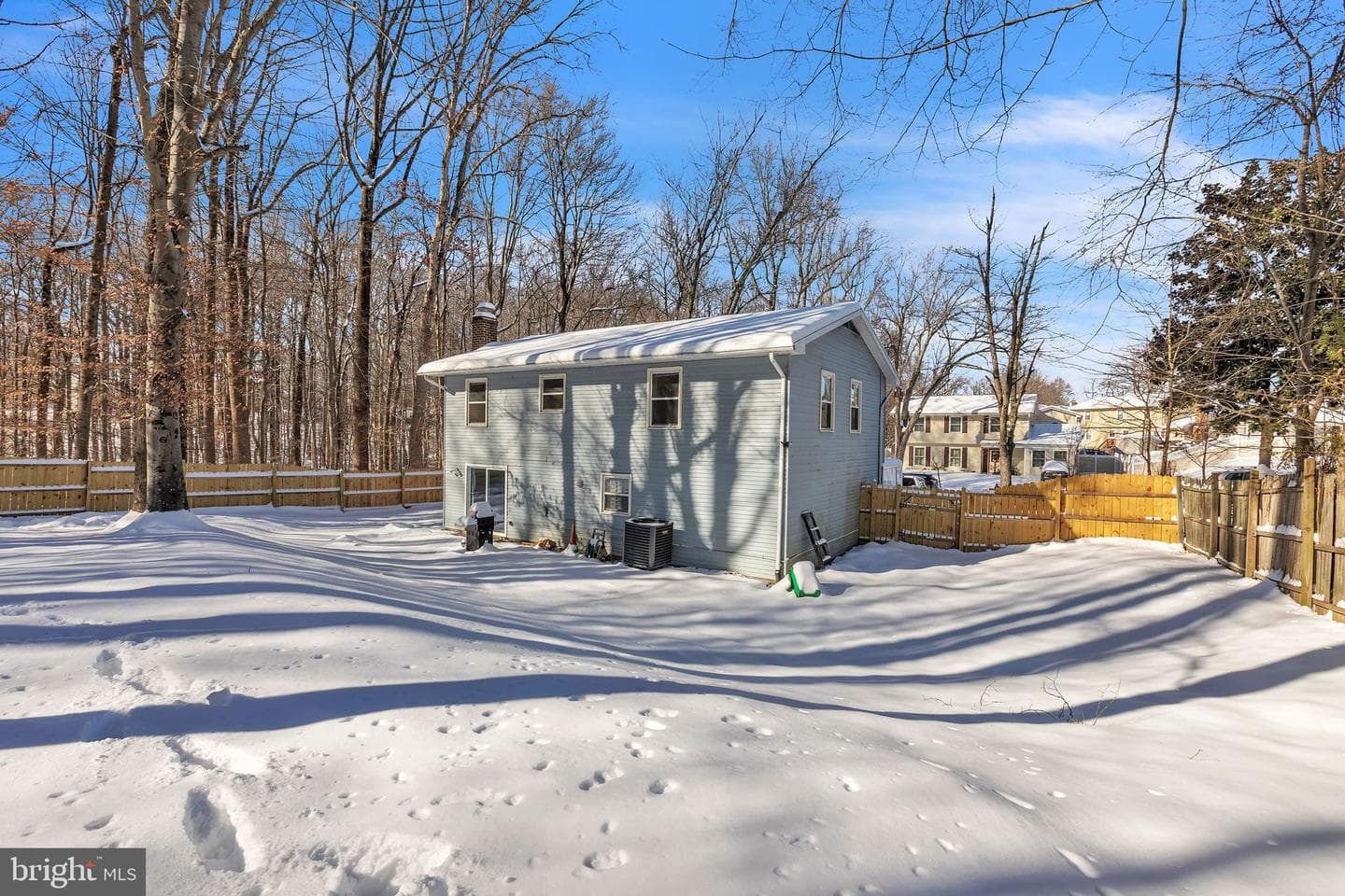 10308 Queen Elizabeth Drive photo 21