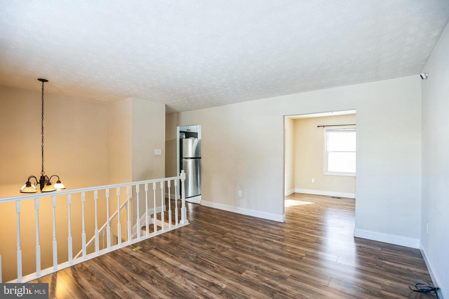 10308 Queen Elizabeth Drive photo 4