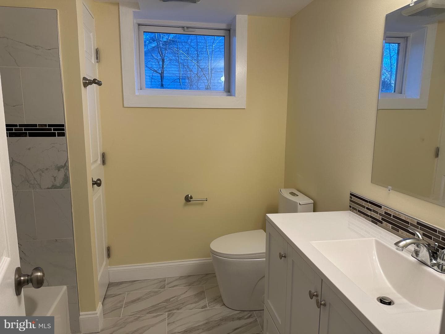 8305 Cowan Avenue photo 15