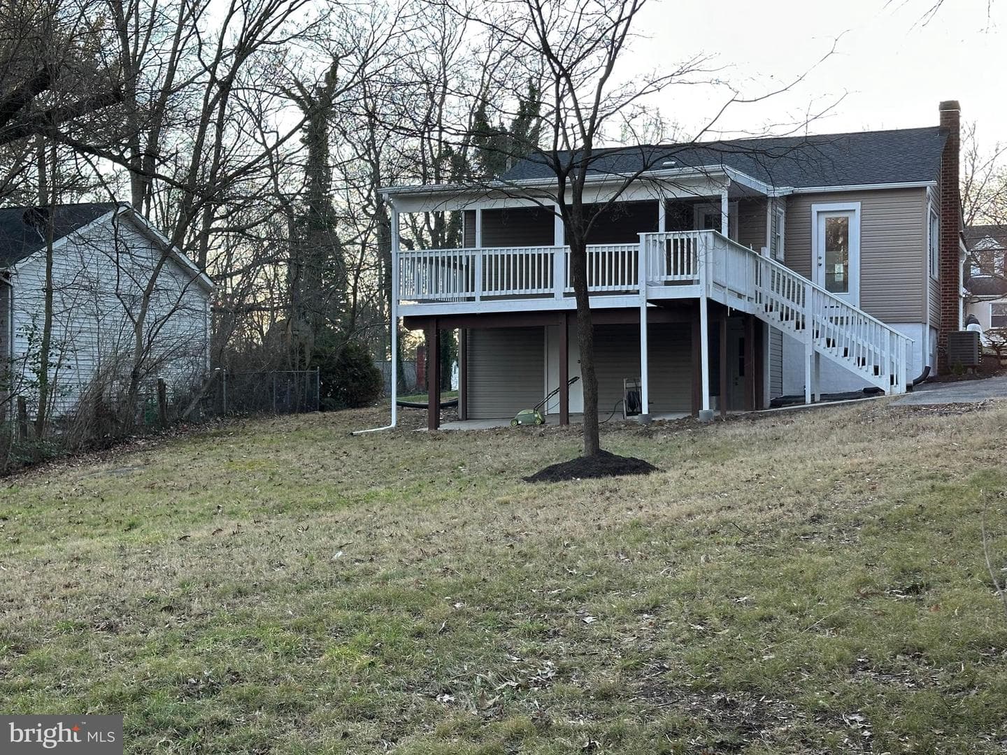 8305 Cowan Avenue photo 18