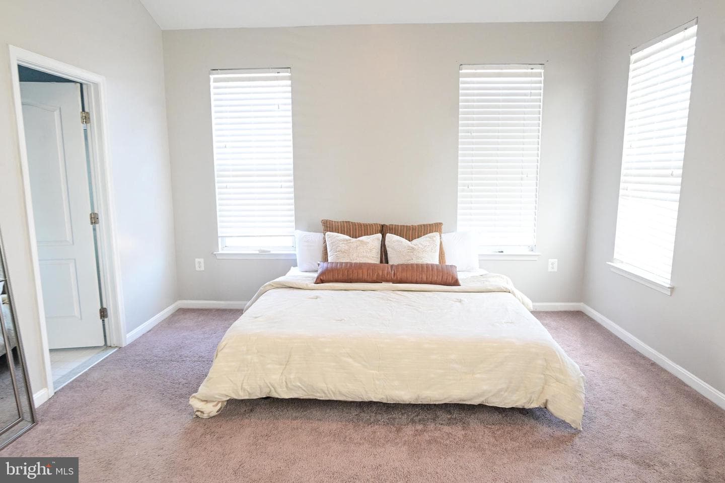 5632 Hartfield Avenue photo 18