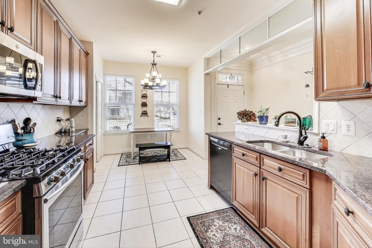 13148 Brooktree Lane photo 9