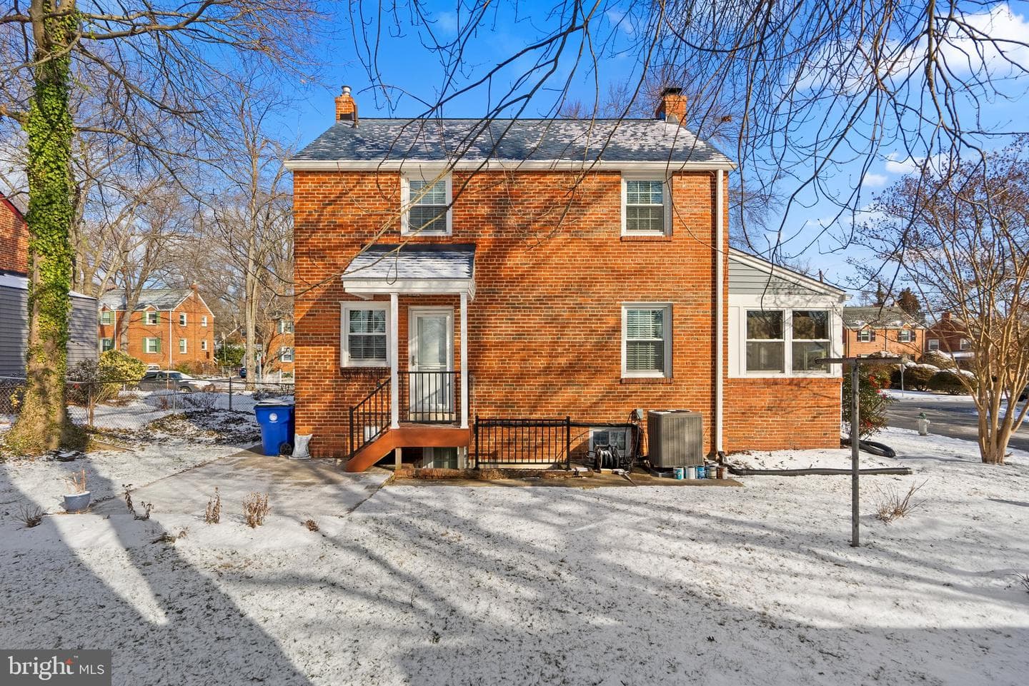 4811 Cherokee Street photo 27