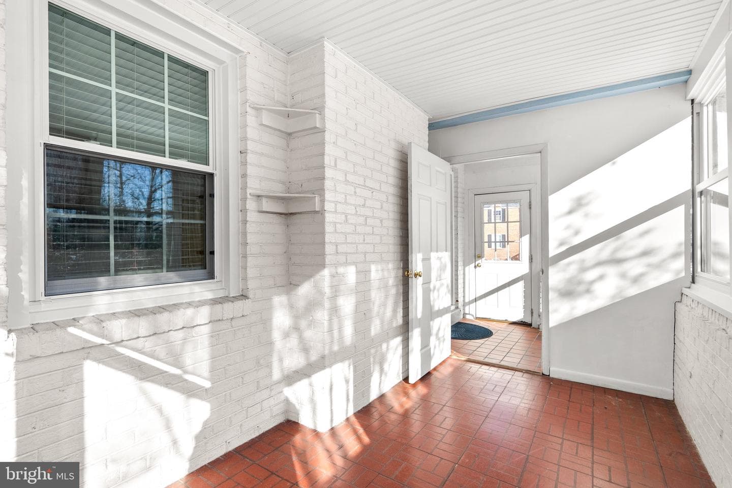 4811 Cherokee Street photo 5