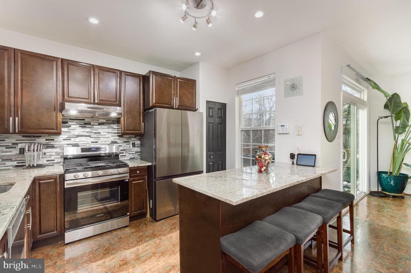 10123 Tulip Tree Drive photo 8