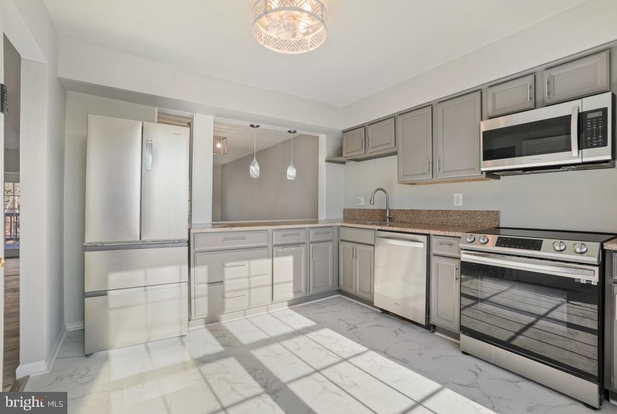 7327 Sunrise Court photo 5