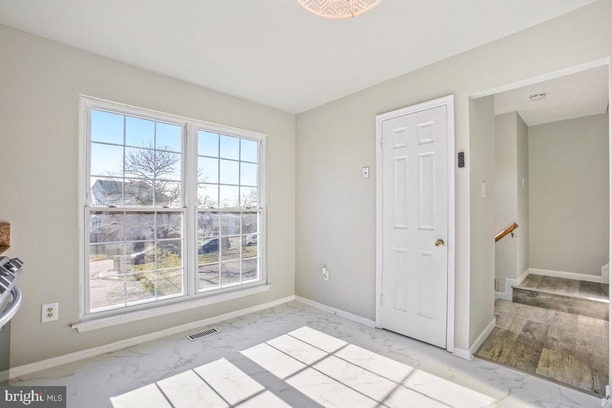 7327 Sunrise Court photo 6
