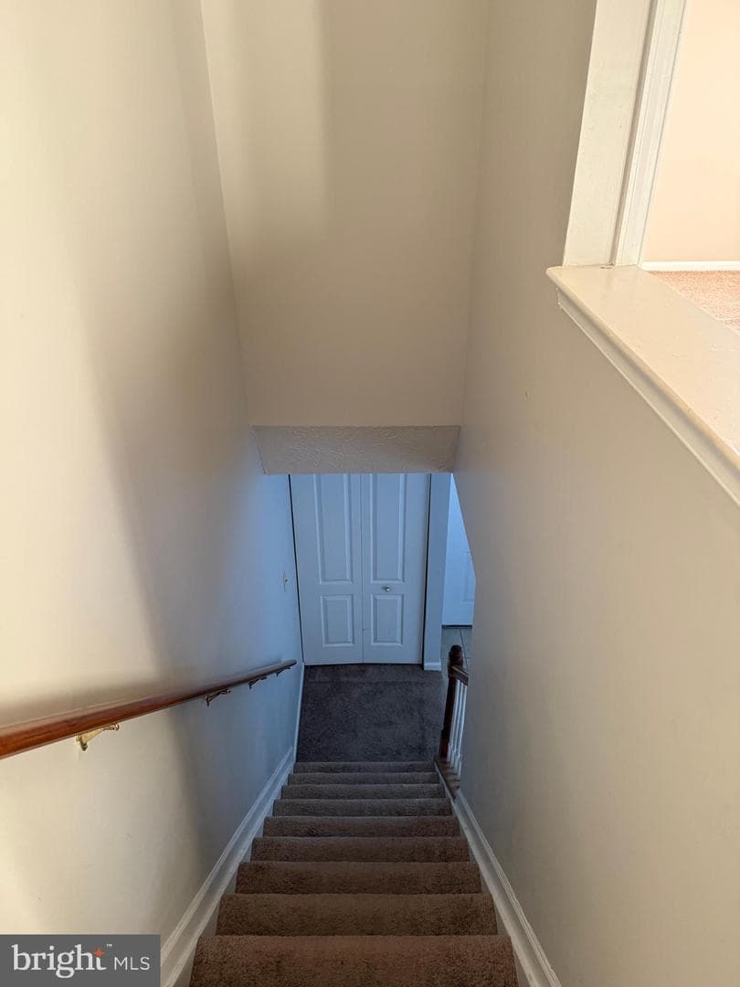 2340 Evian Court photo 16