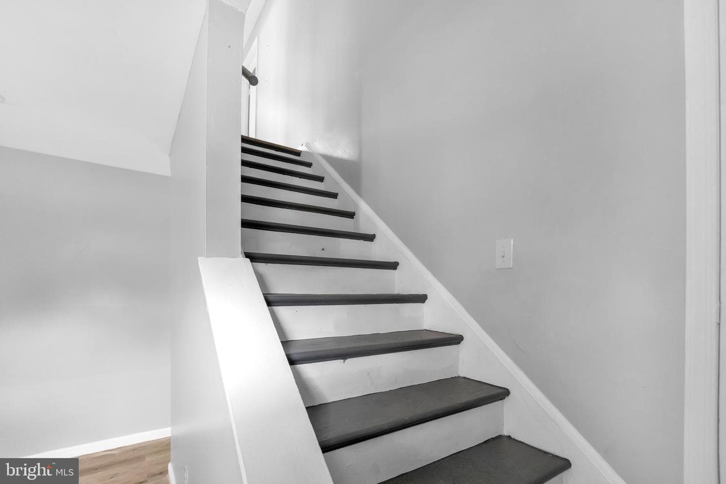 7609 Powhatan Street photo 3