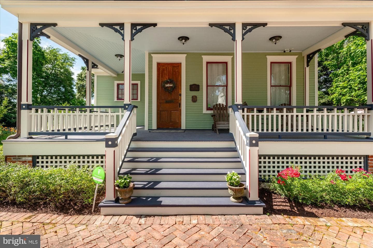 4711 Oliver Street photo 3