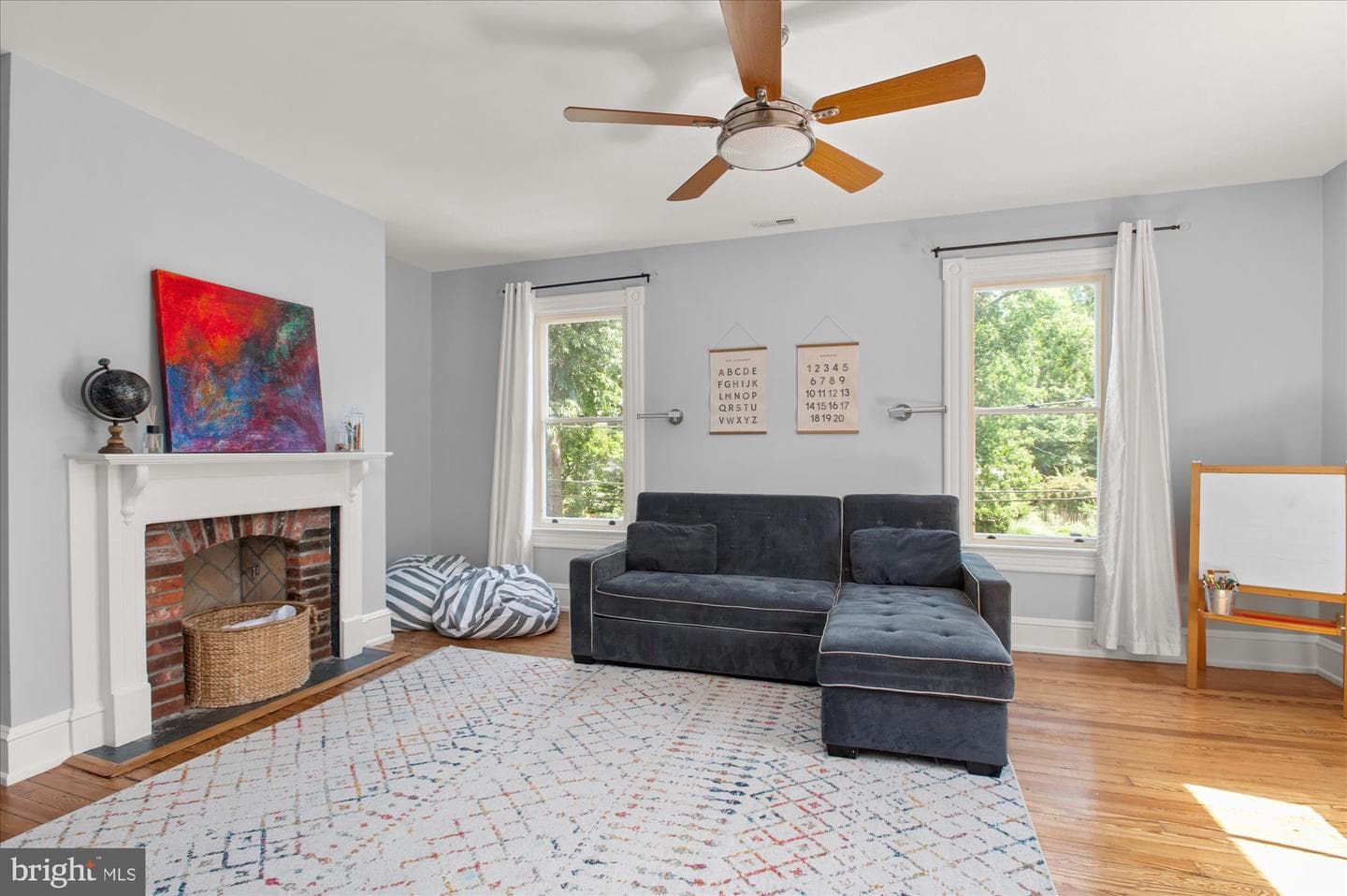 4711 Oliver Street photo 41