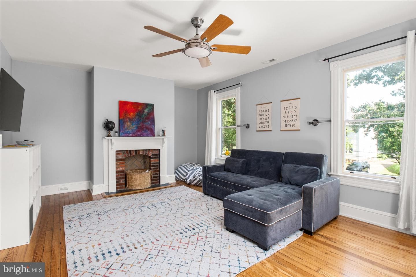 4711 Oliver Street photo 42