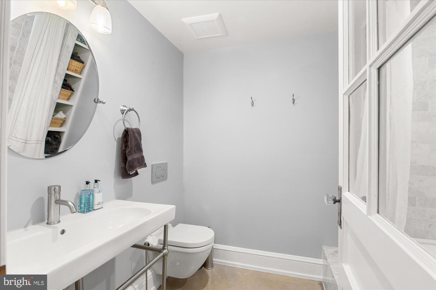 4711 Oliver Street photo 63