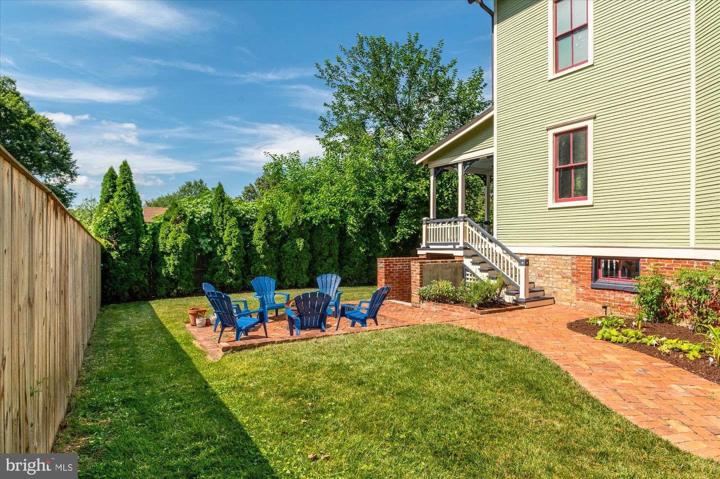 4711 Oliver Street photo 64
