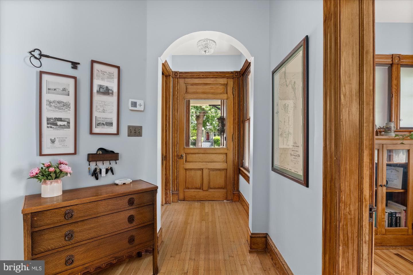 4711 Oliver Street photo 8