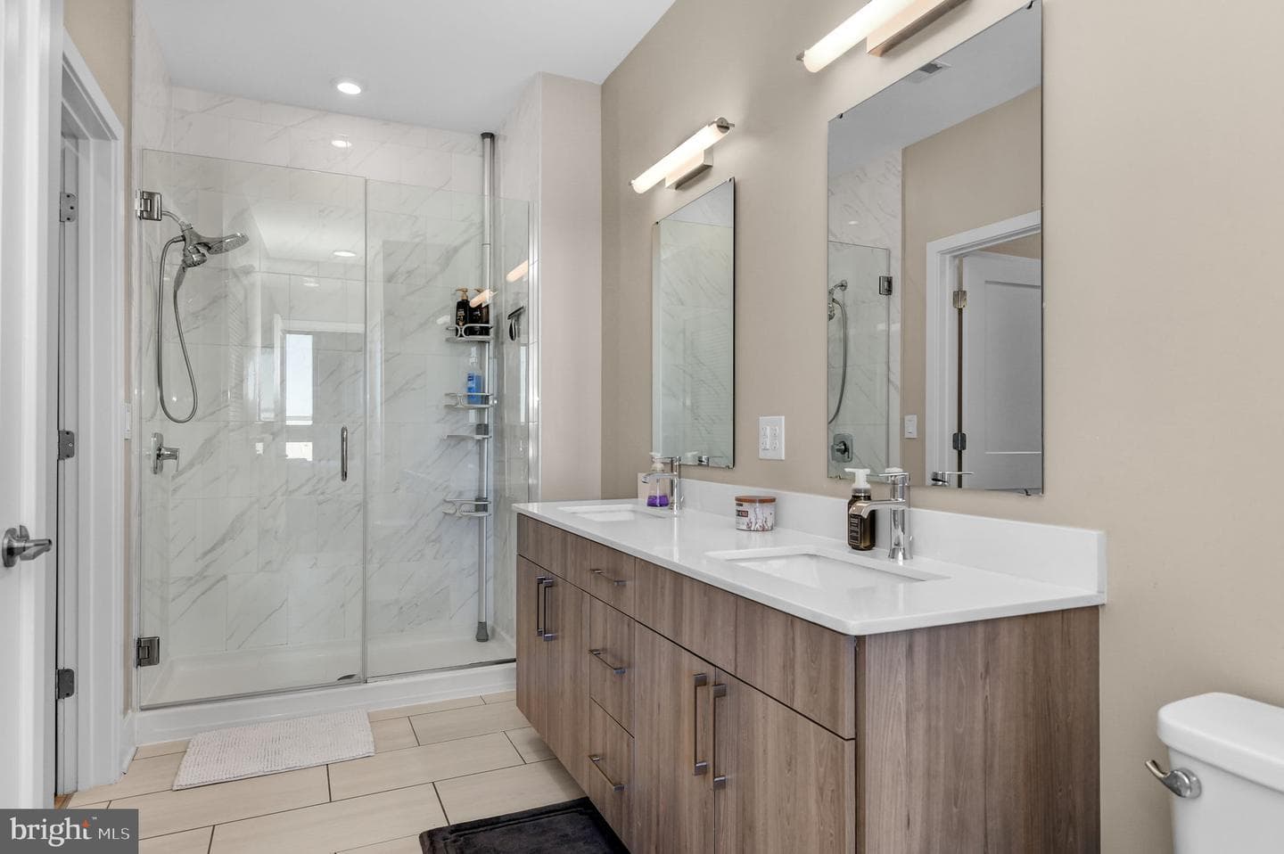 145 Riverhaven #537 photo 17