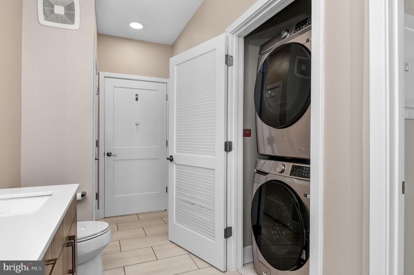 145 Riverhaven #537 photo 18