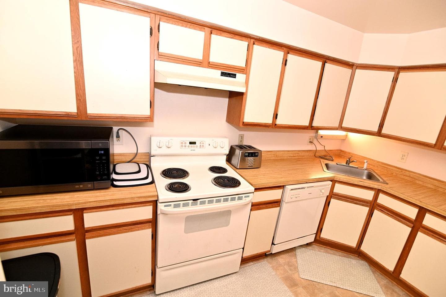 1182 Windemere Court #1182 photo 21