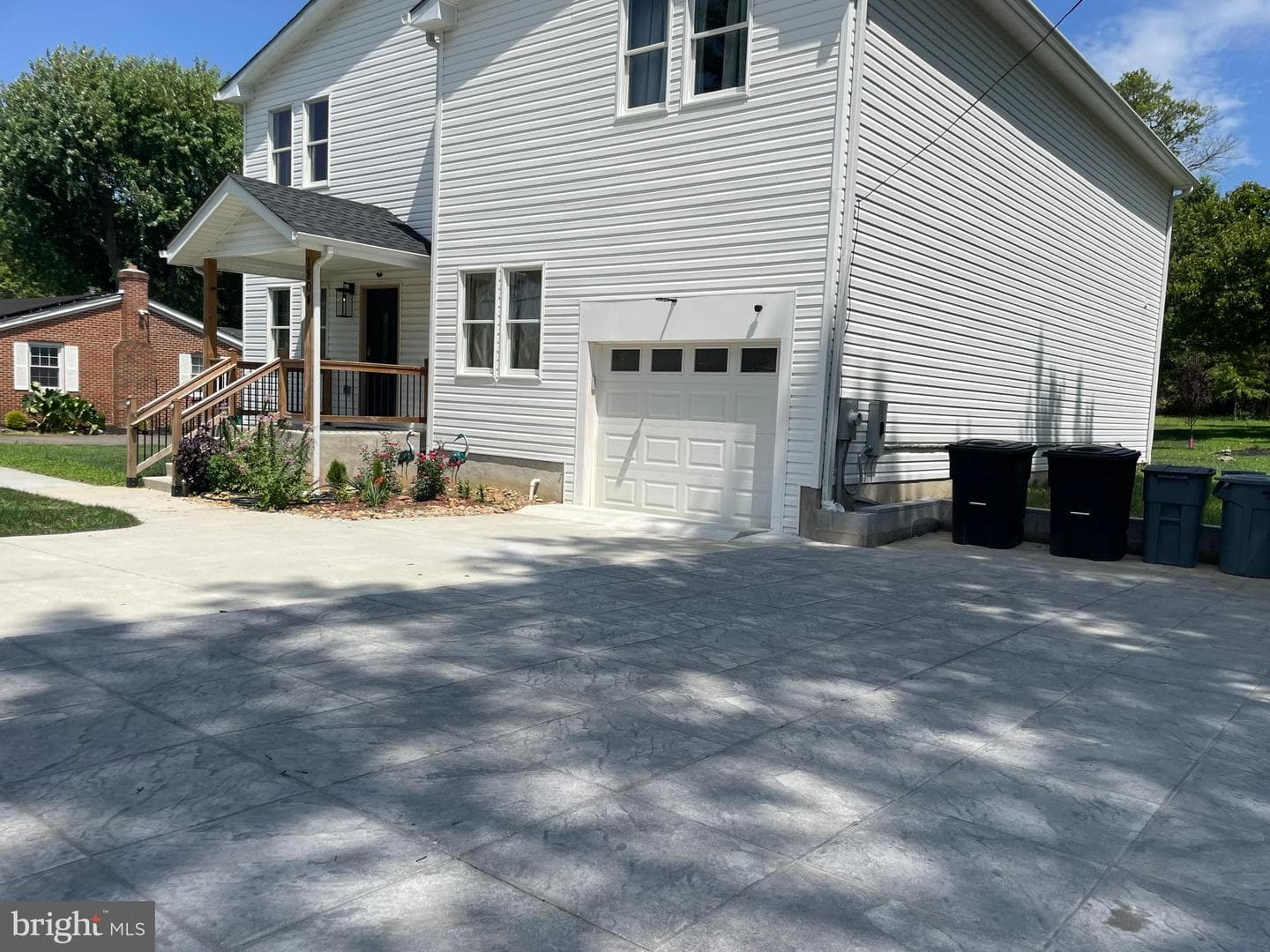 1804 Thomas Road