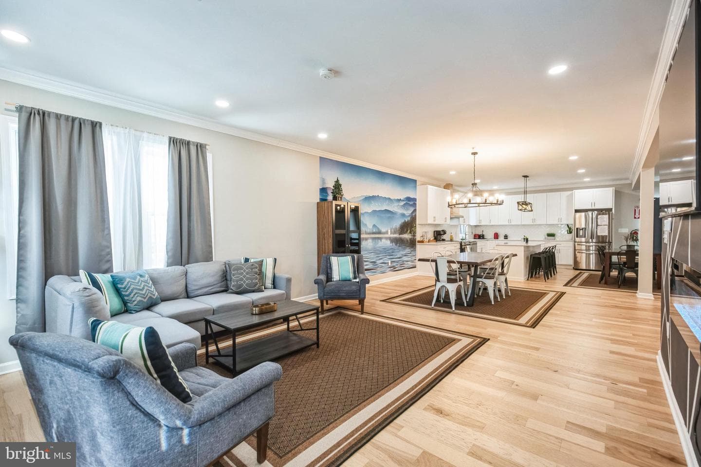 1804 Thomas Road photo 11