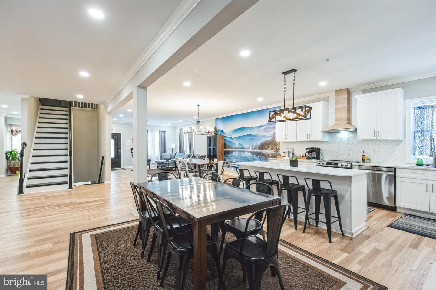 1804 Thomas Road photo 18