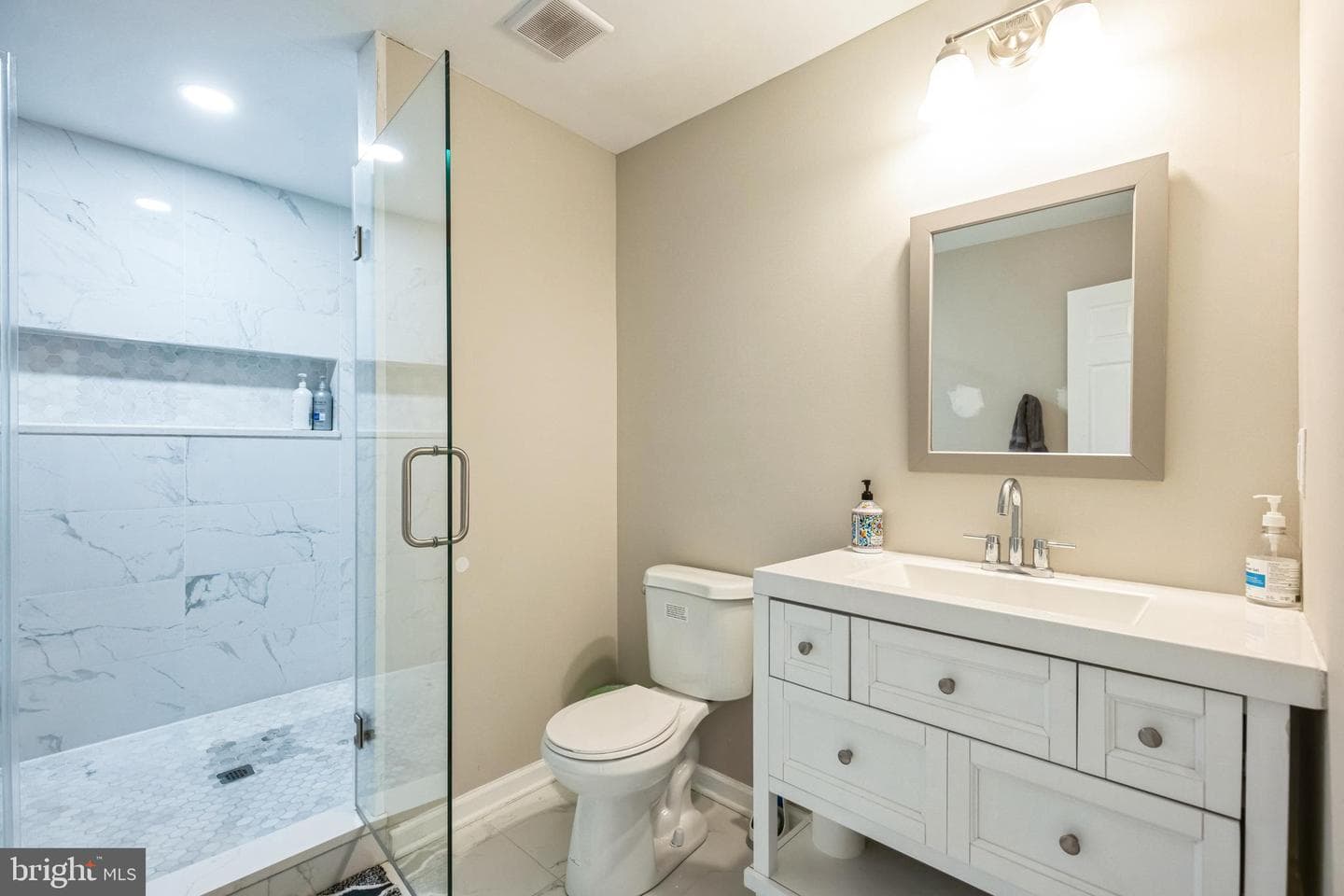 1804 Thomas Road photo 46