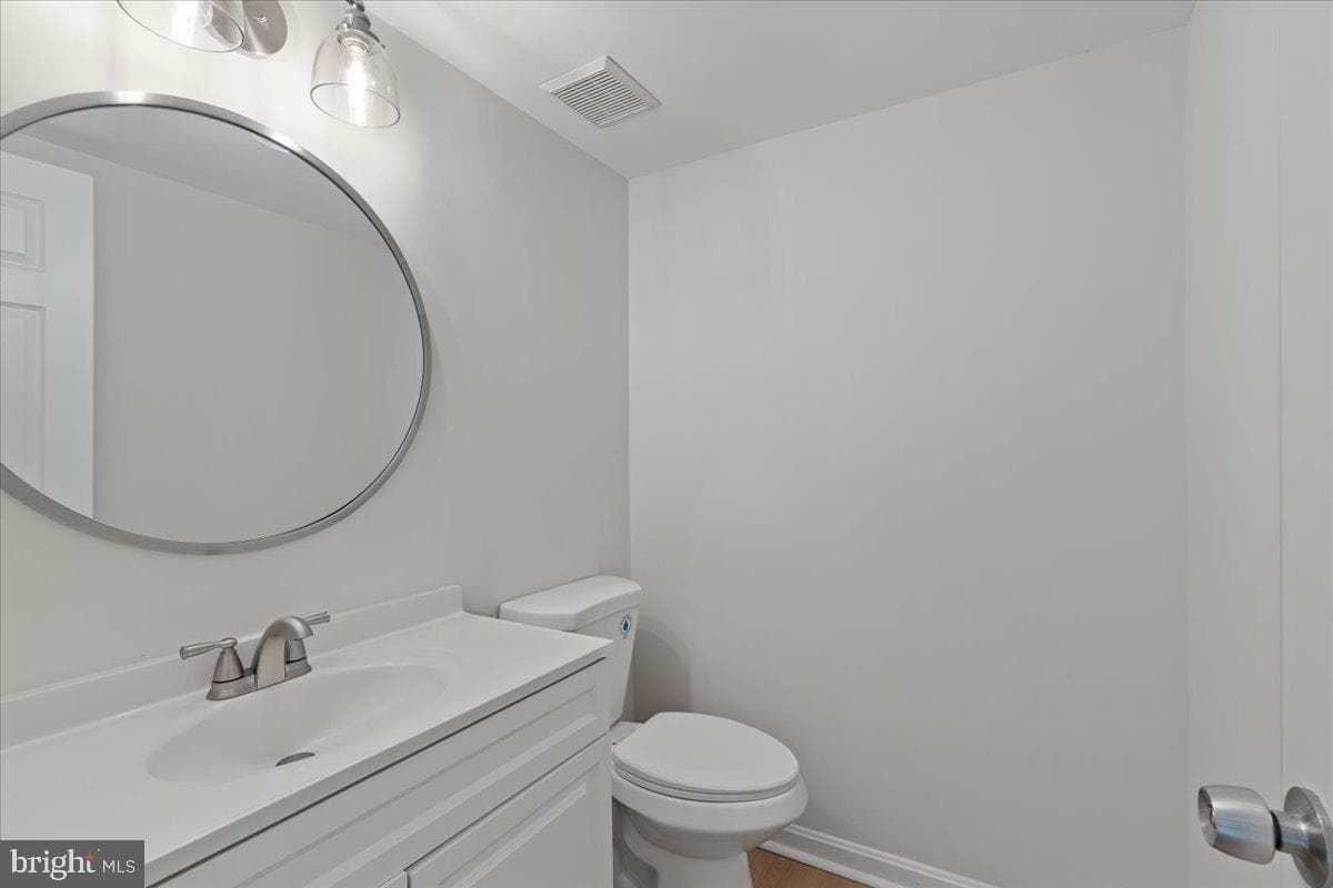 4633 Colonel Fenwick Place photo 12