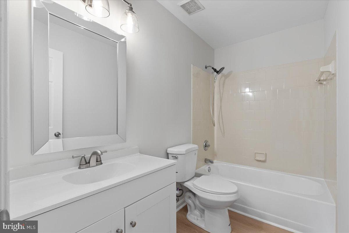 4633 Colonel Fenwick Place photo 24